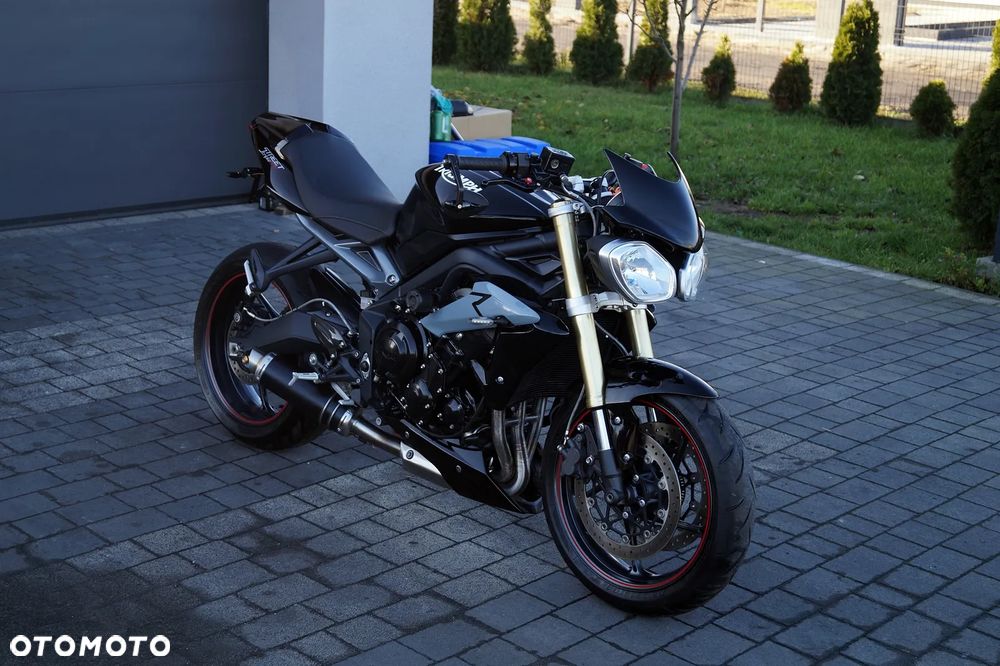 Triumph Street Triple - 5