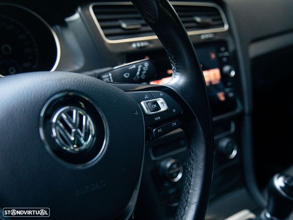 VW Golf Variant 1.6 TDi Confortline - 25