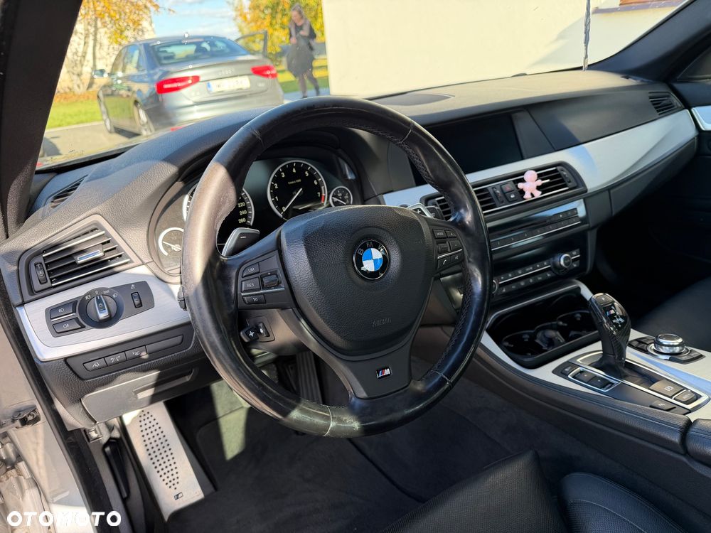 BMW Seria 5 535i - 15