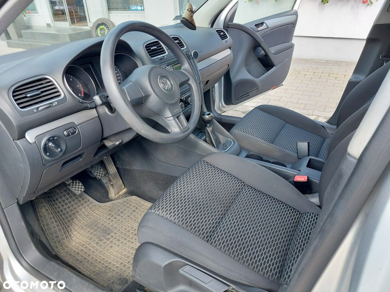 Volkswagen Golf - 13