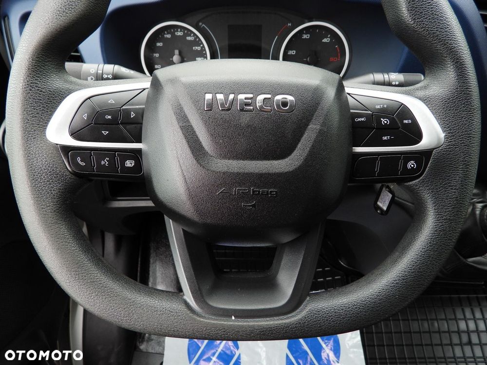 Iveco DAILY 35S14 FURGON CHŁODNIA -10*C ZASILANIE 230V TEMPOMAT AUTOMAT HI-MATIC KLIMATYZACJA  140KM - 34