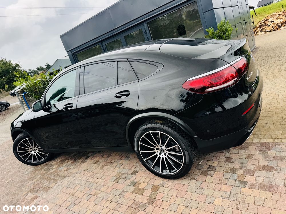 Mercedes-Benz GLC 300 d 4Matic 9G-TRONIC AMG Line Plus - 2