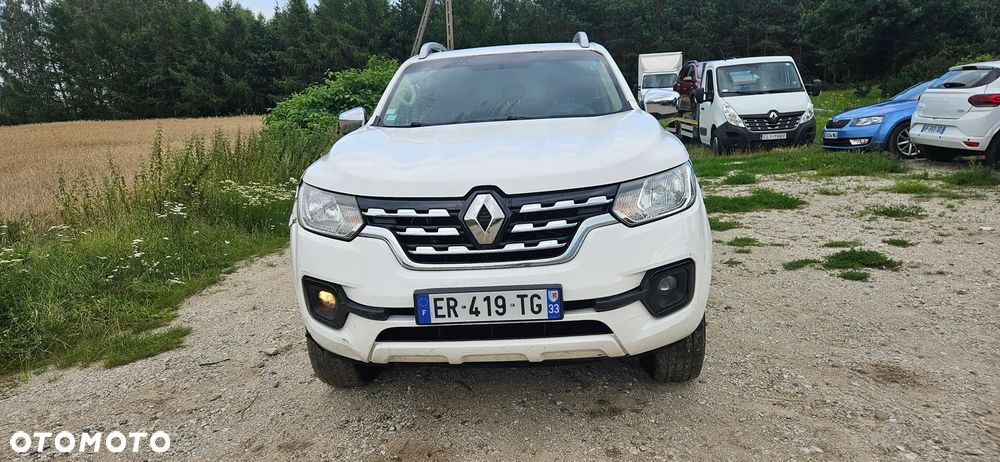 Renault Alaskan - 8
