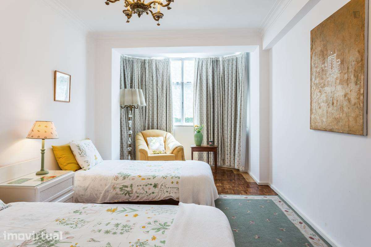 Apartamento com 2 quartos - localizado em Senhora da Hora Porto - Grande imagem: 4/25