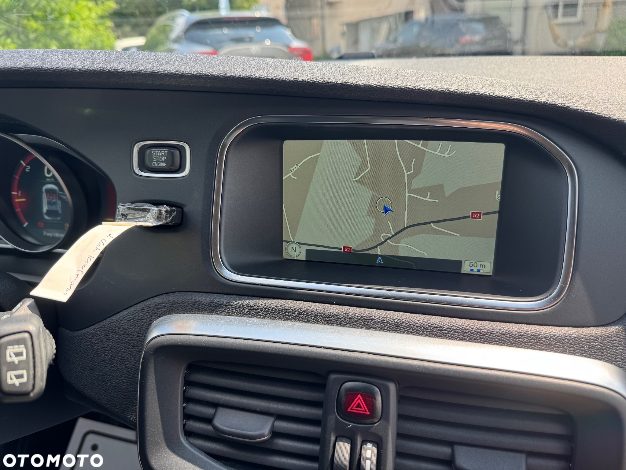Volvo V40 Cross Country D3 Momentum - 29