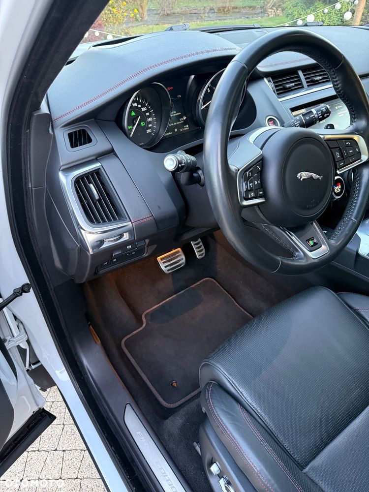 Jaguar E-Pace P250 AWD First Edition - 19