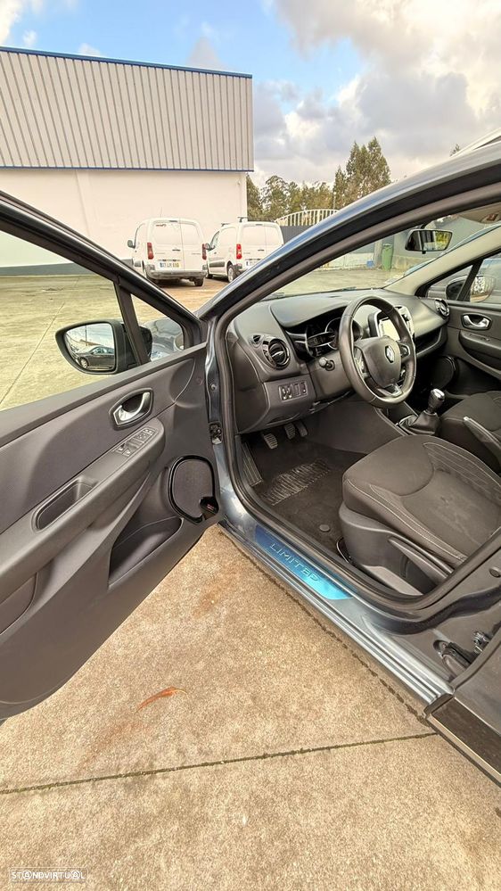 Renault Clio Sport Tourer - 11