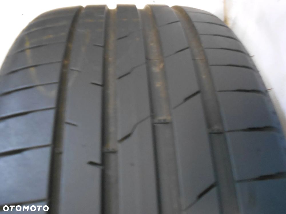 OPONA POJEDYNKA 235/35R20 HANKOOK ION EVO DOT 0824 6MM - 2