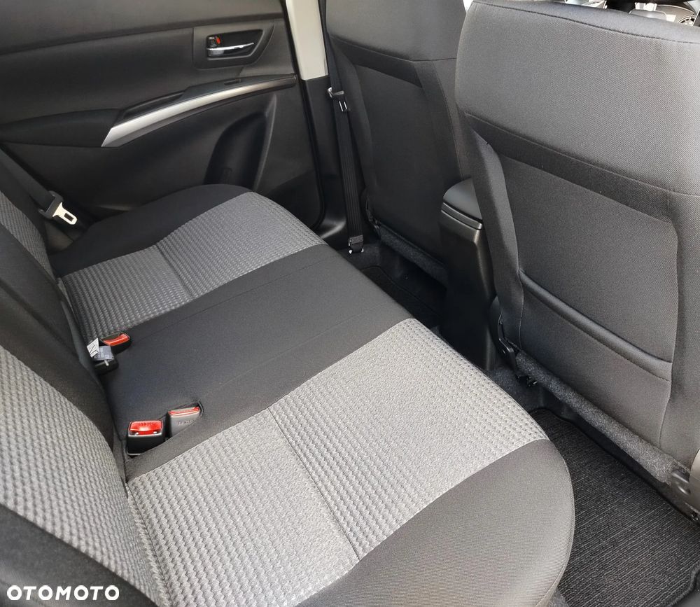 Suzuki SX4 S-Cross 1.4 SHVS Premium Plus SP - 17