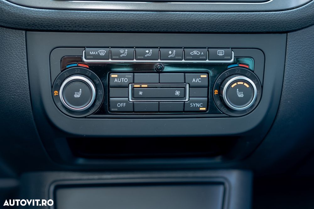 Volkswagen Golf Plus 1.6 TDI DPF MATCH - 10