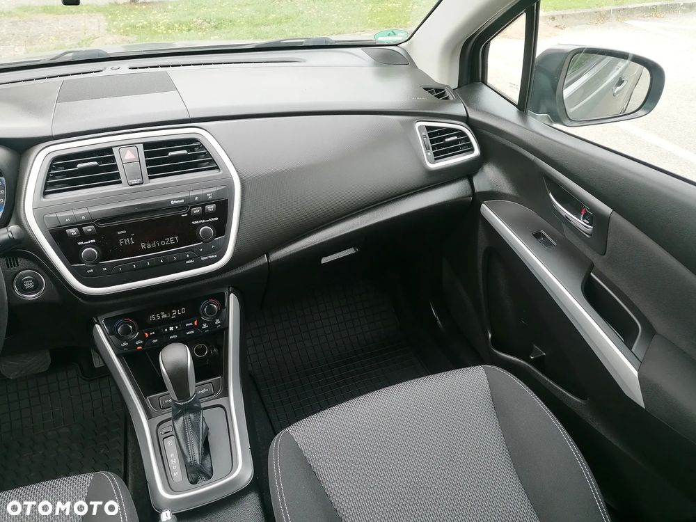 Suzuki SX4 S-Cross 1.6 VVT CVT 4x2 Comfort+ - 14