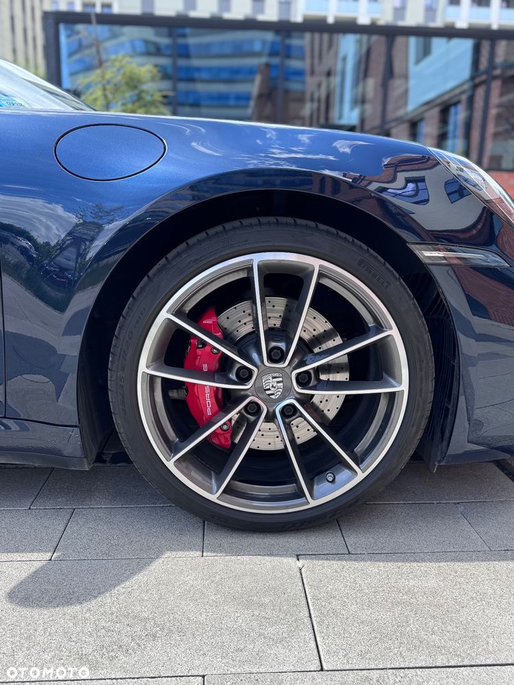 Porsche 911 Carrera 4S Cabrio - 20