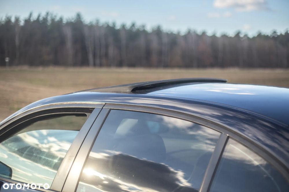 BMW Seria 5 550i - 5