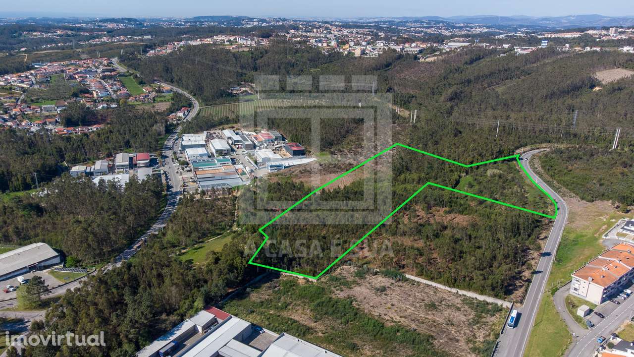 Terreno Industrial com quase 3 hectares, no Cavaco, São João de Ver - Grande imagem: 2/16