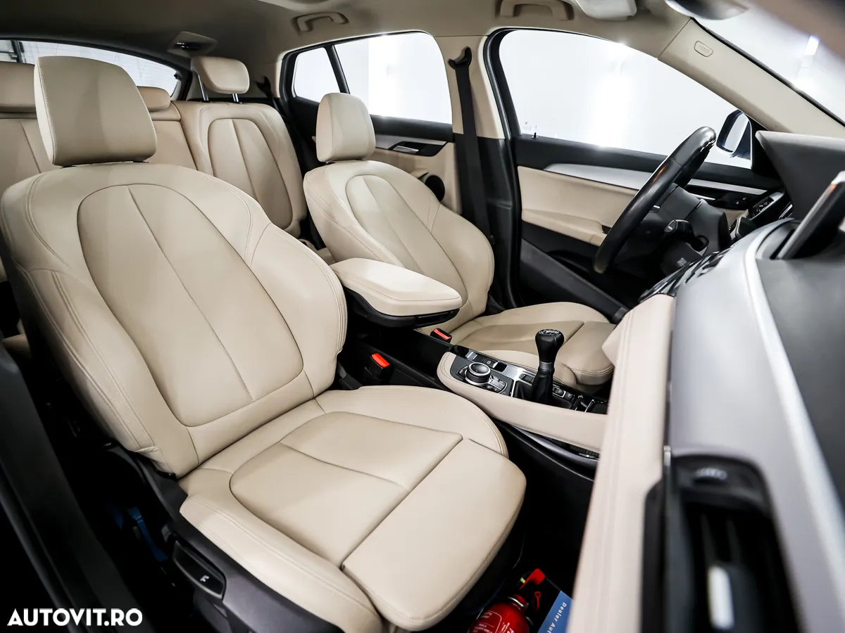 BMW X2 sDrive18i Edition Goldplay - 6