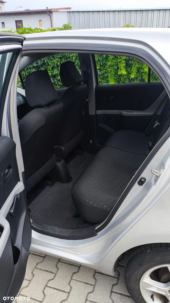 Toyota Yaris 1.3 Luna - 11