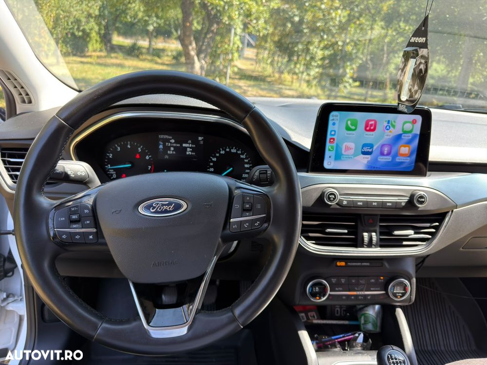 Ford Focus 1.0 EcoBoost 6MT MHEV Active X - 6