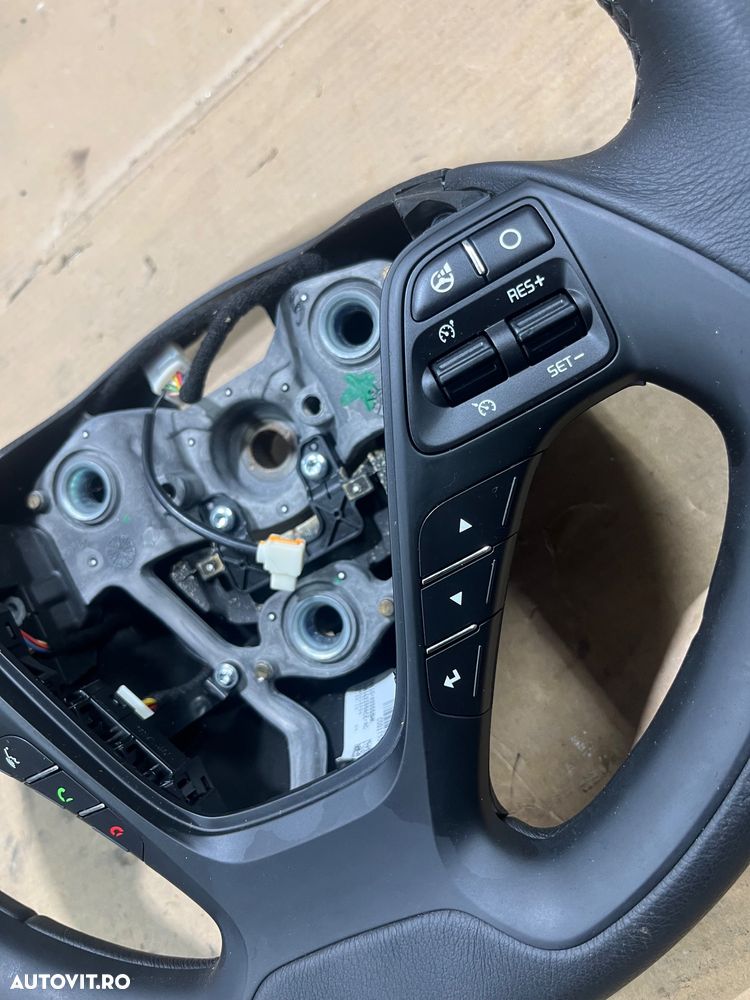 Volan kia ceed 2015 - 3