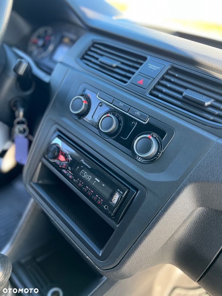 Volkswagen CADDY - 25