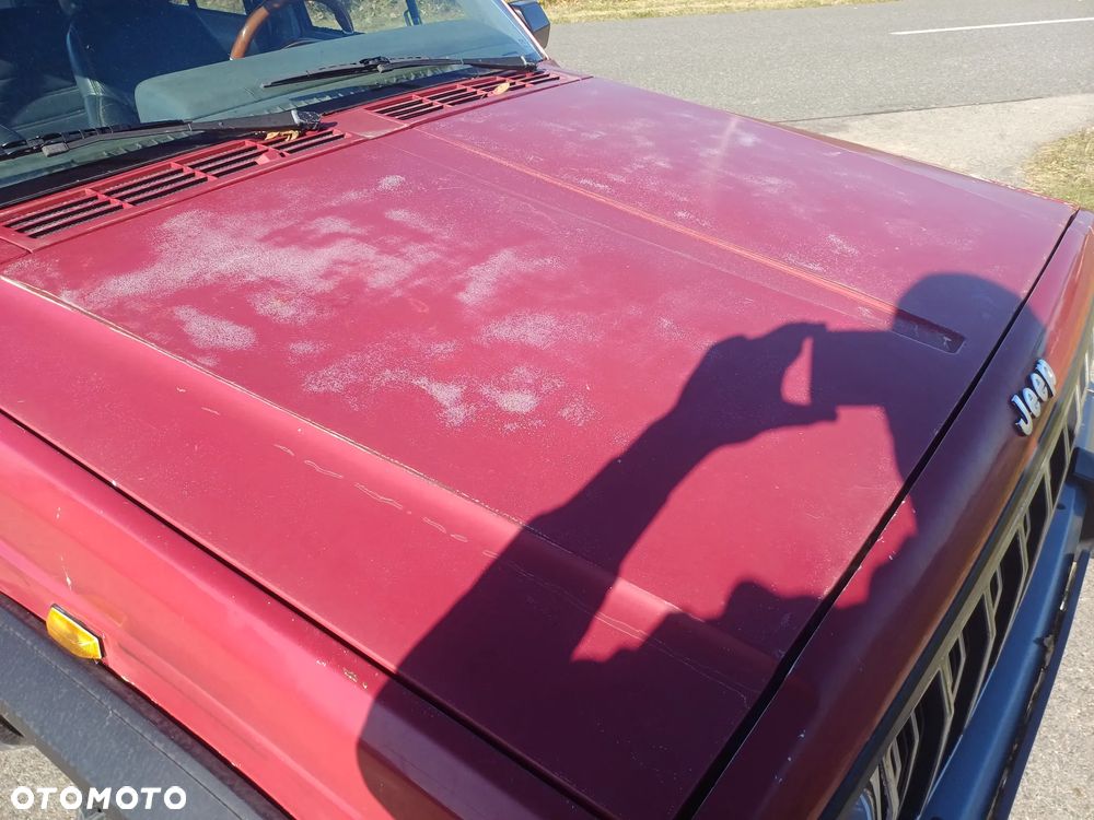 Jeep Cherokee 4.0 - 30