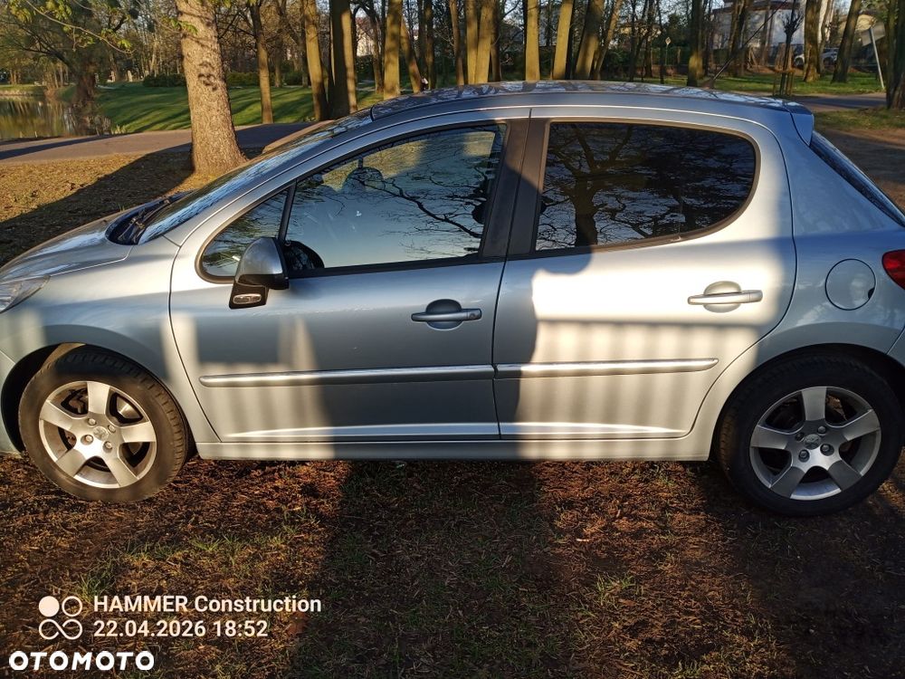 Peugeot 207 - 2