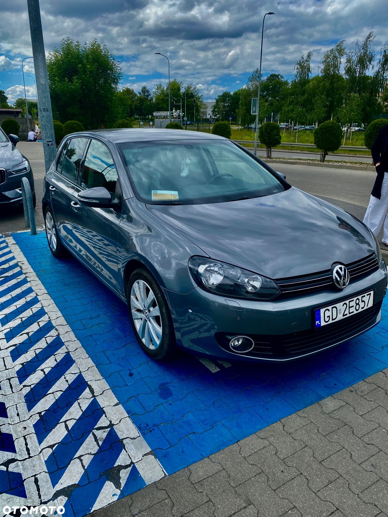 Volkswagen Golf 1.2 TSI DSG Team - 1