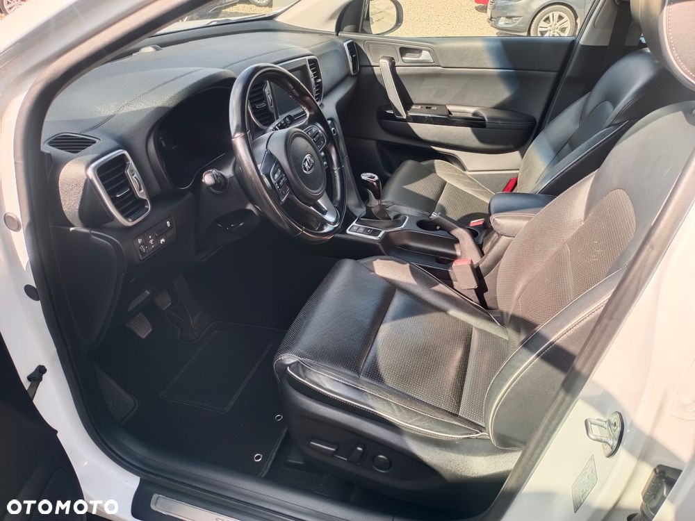 Kia Sportage - 15