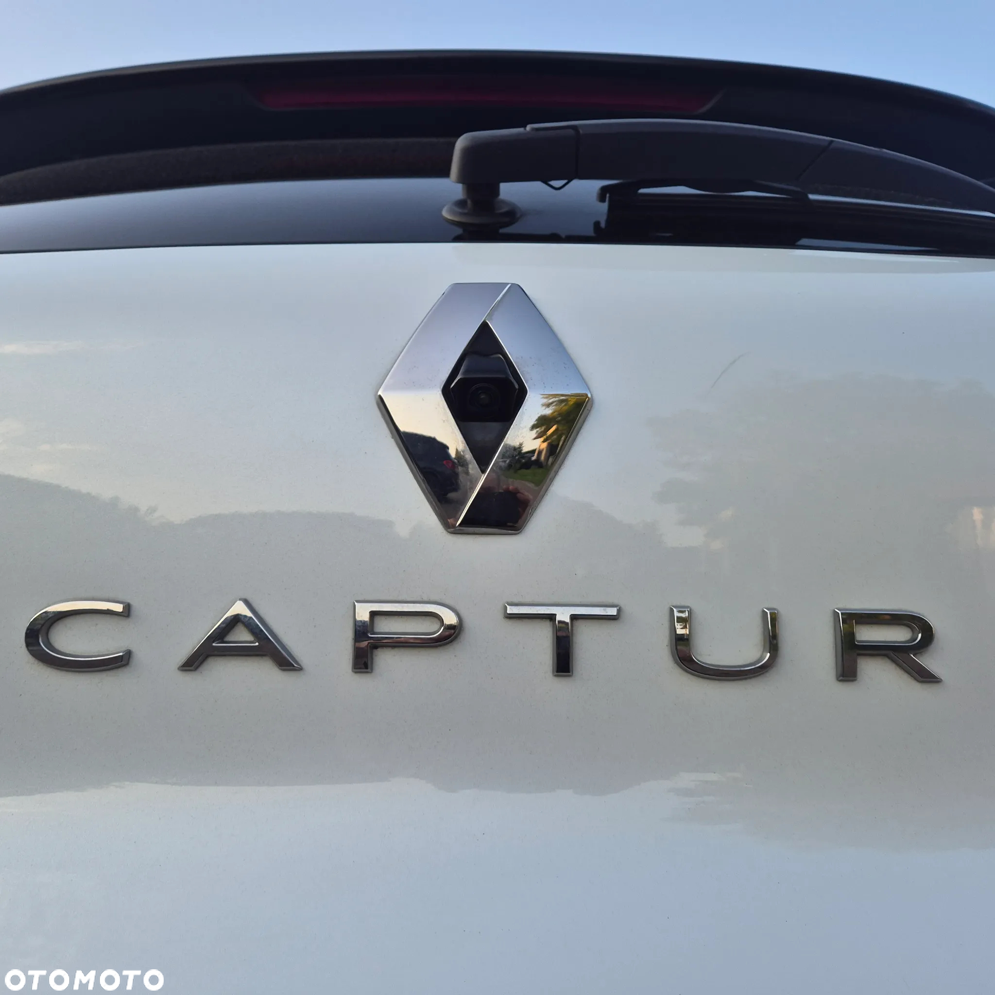 Renault Captur E-TECH PLUG-in 160 INITIALE PARIS - 24