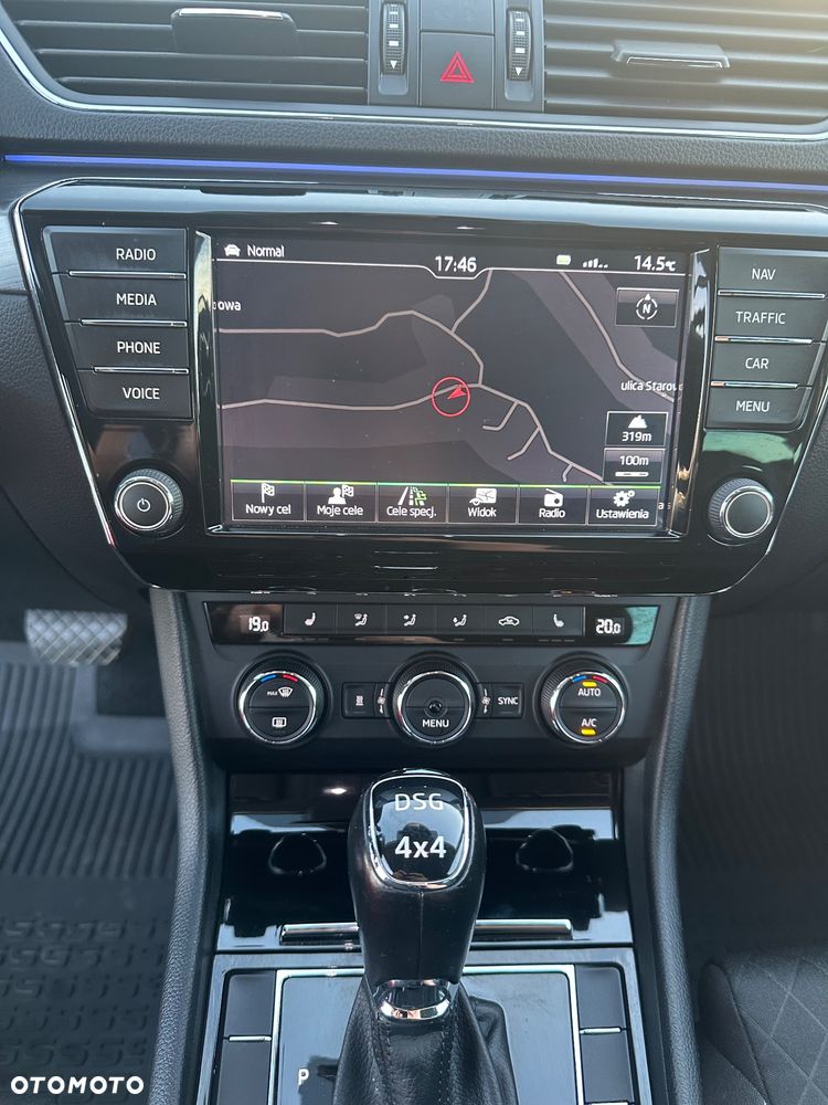 Skoda Superb 2.0 TDI 4x4 Style DSG - 20