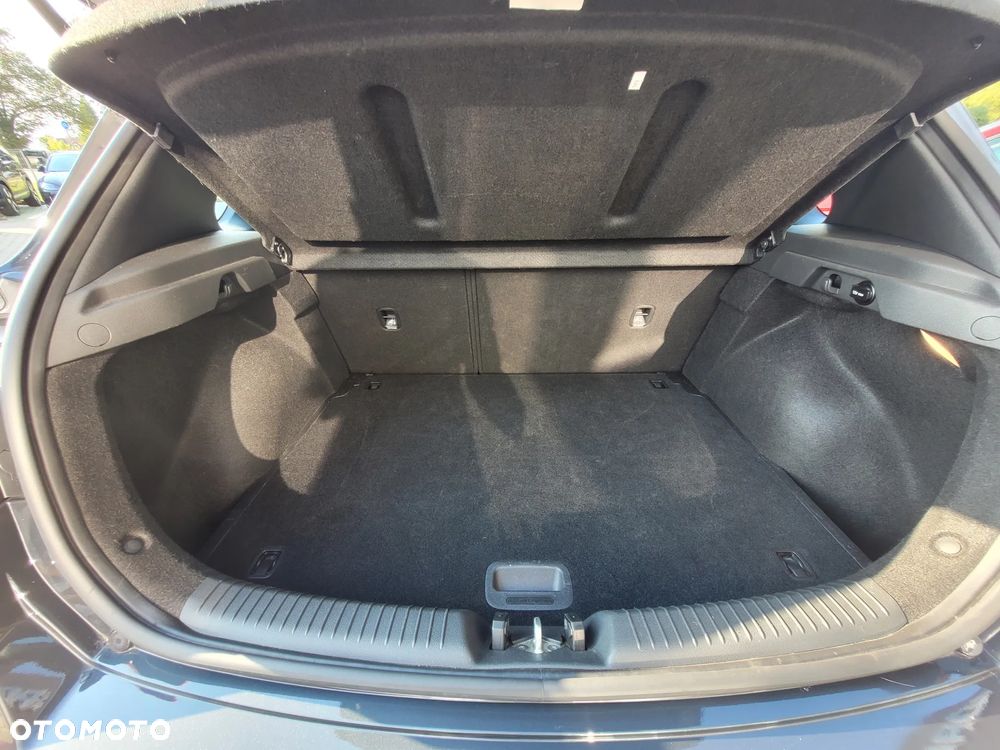 Hyundai i30 1.5 DPI Classic + - 19