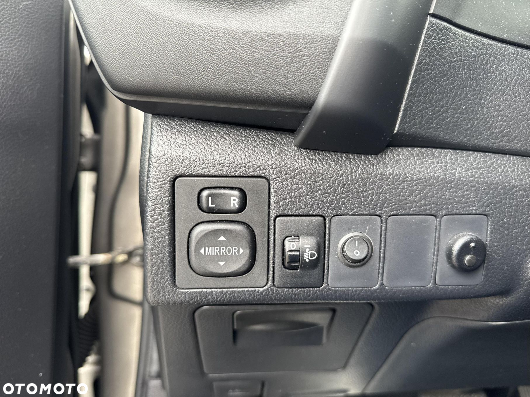 Toyota Auris - 18