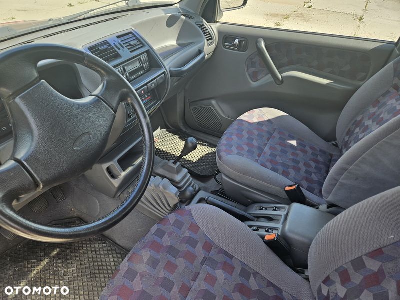 Ford Maverick 2.4 - 19