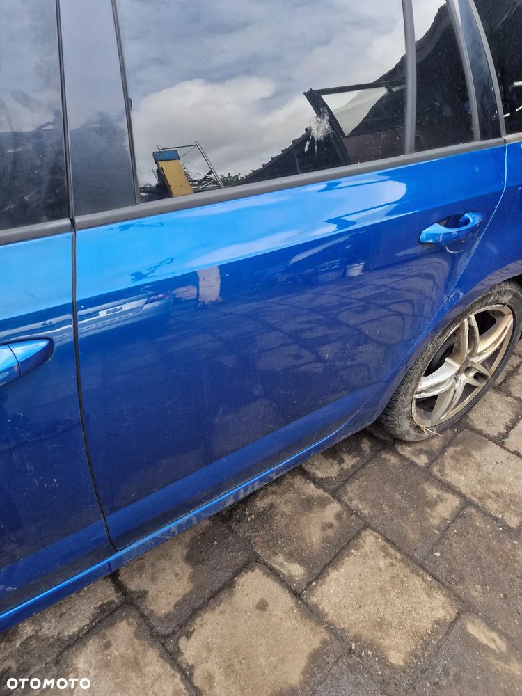 Drzwi  lewy  tył  skoda  octavia  III  kombi  w  kolorze  LF5W - 2
