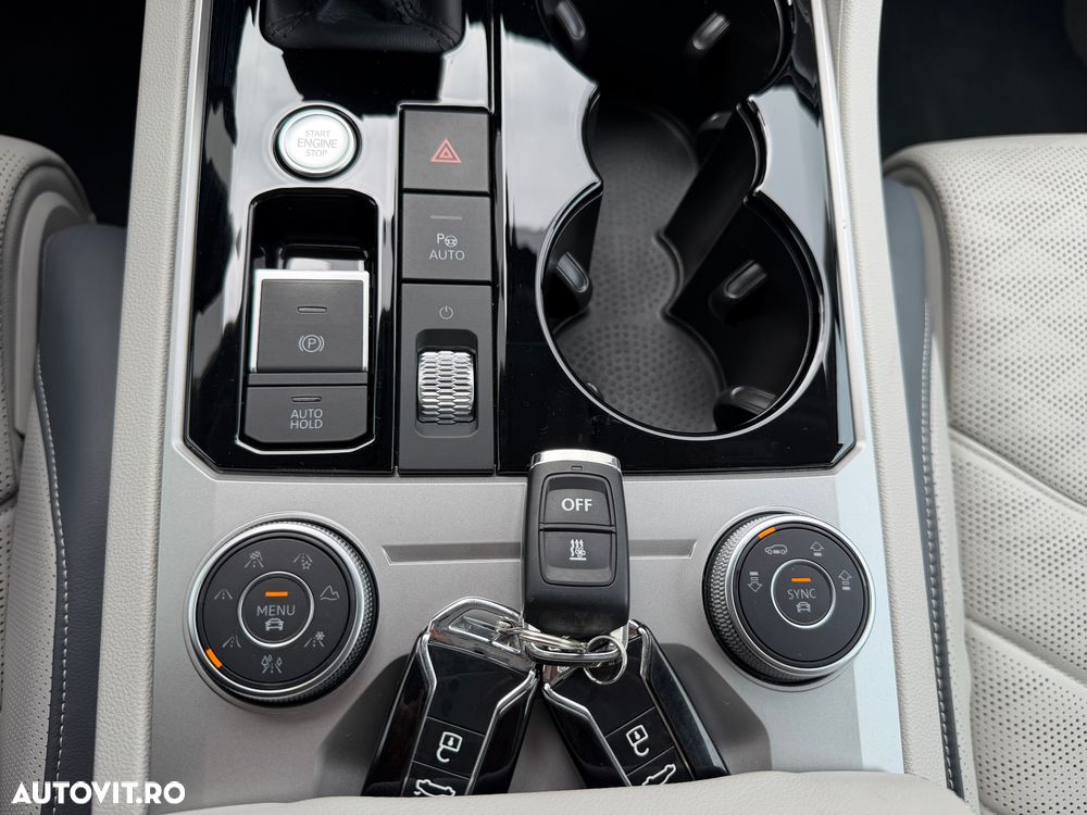 Volkswagen Touareg 3.0 V6 TDI 4Motion DPF Automatik R-Line - 20