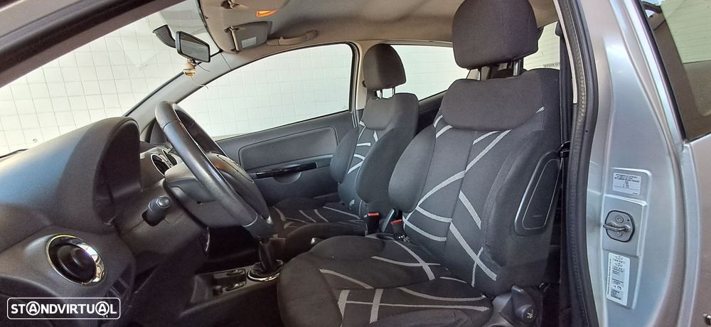 Citroën C2 1.1 VTR Airdream - 10