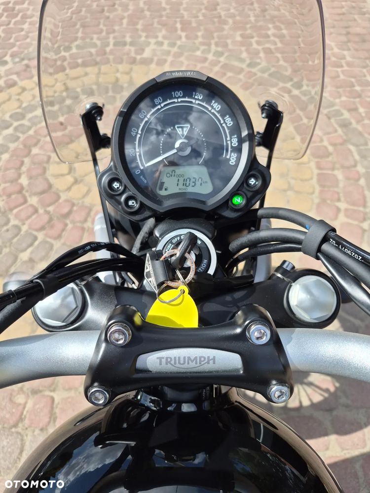 Triumph Scrambler - 19