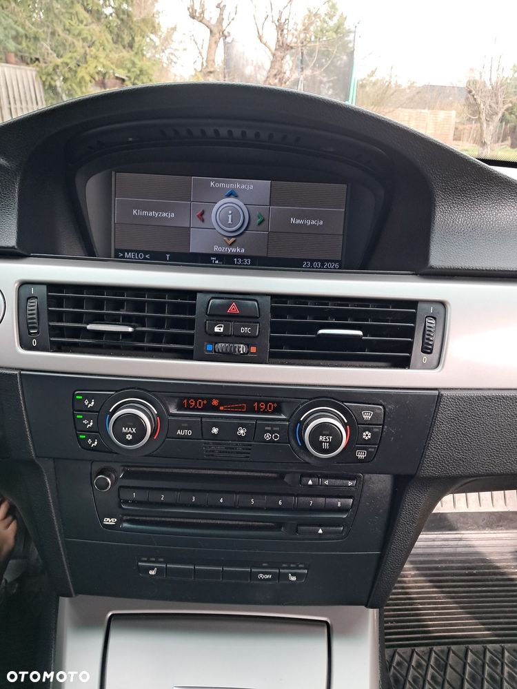 BMW Seria 3 320d - 12