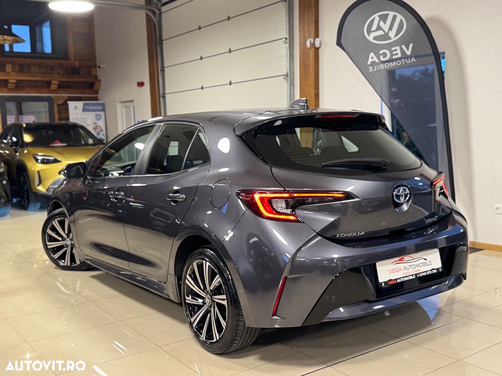 Toyota Corolla 1.8 HSD Dynamic - 5