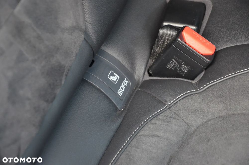 Jaguar XF 3.0 V6 AWD S - 35