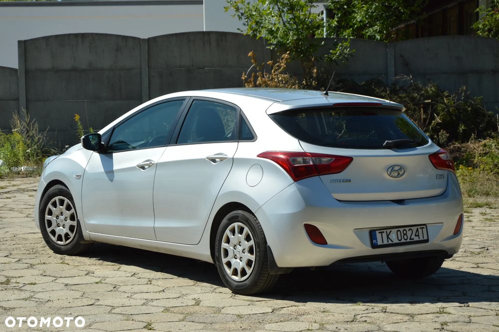 Hyundai i30 1.6 CRDi Classic + - 2