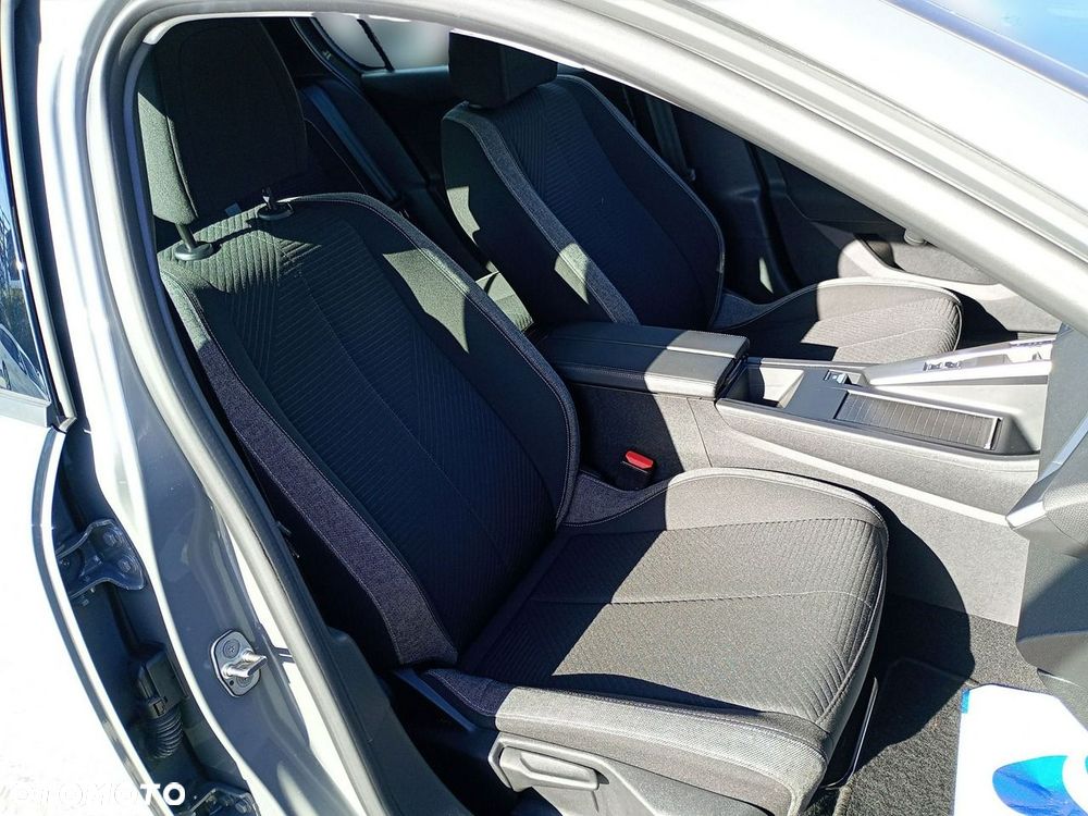 Peugeot 308 1.5 BlueHDi Active Pack S&S EAT8 - 28