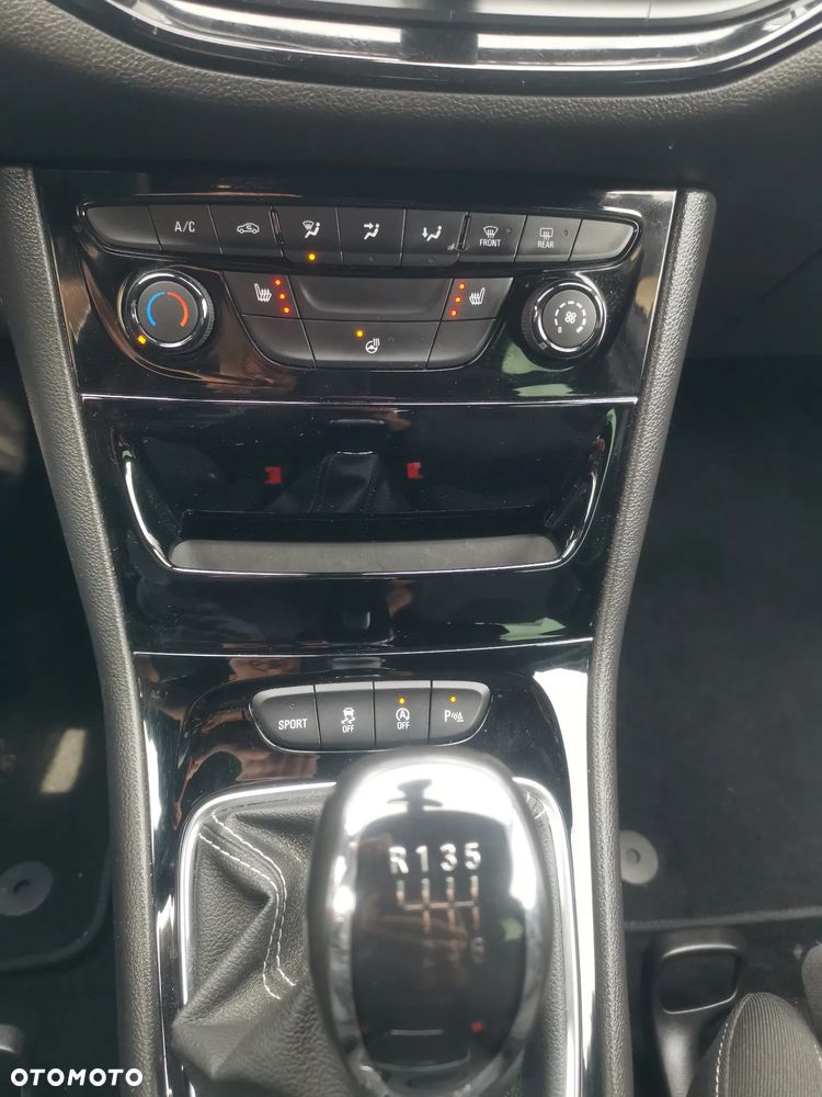 Opel Astra 1.6 D (CDTI) Start/Stop Dynamic - 14