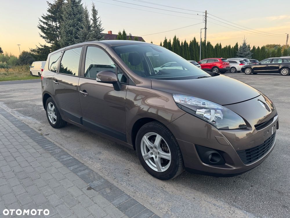 Renault Grand Scenic - 2