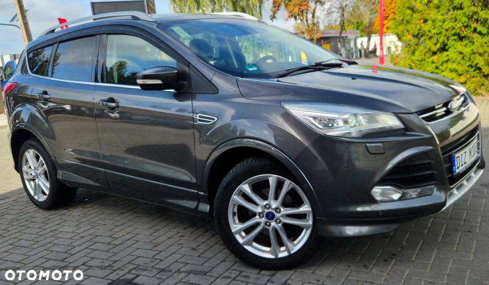 Ford Kuga 1.5 EcoBoost 2x4 Titanium - 22