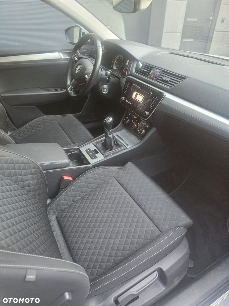 Skoda Superb 2.0 TDI SCR Active - 7