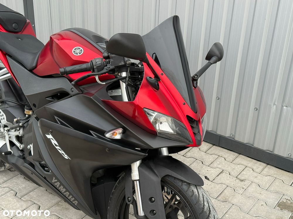Yamaha YZF - 9
