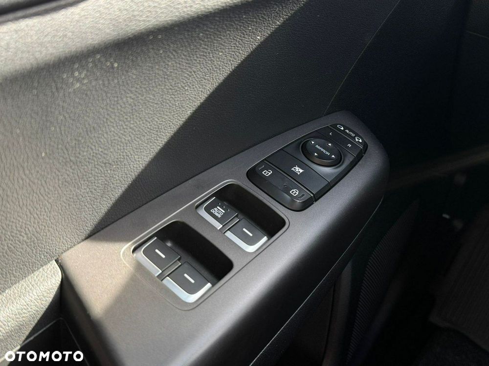 Kia Sportage - 14