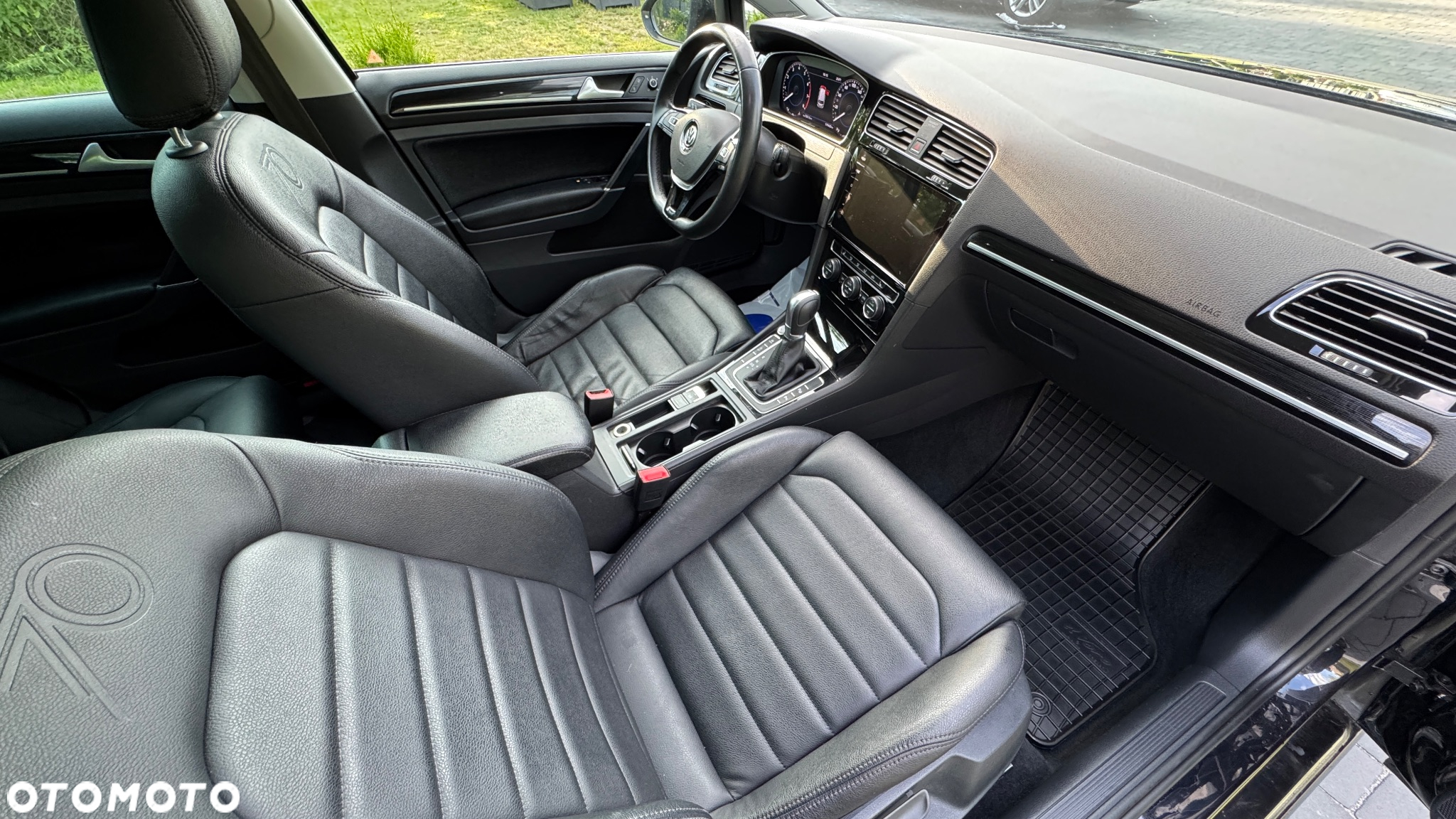 Volkswagen Golf Variant 1.5 TSI ACT (BlueMotion Tech) DSG Comfortline - 32