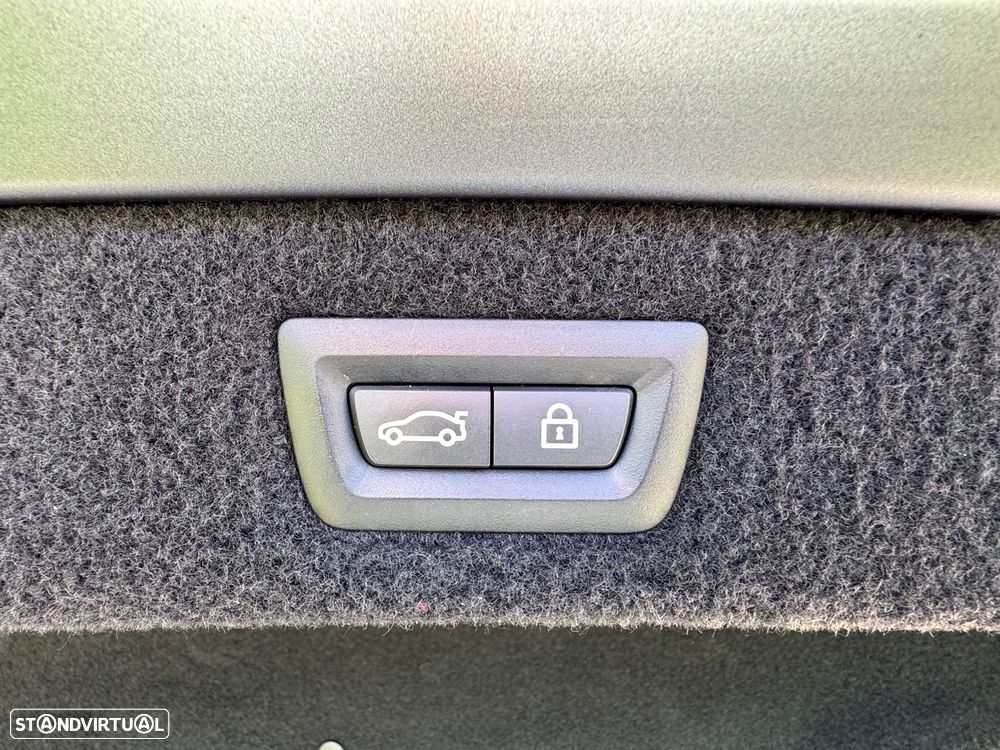 BMW 840 Gran Coupé d xDrive Pack M - 14