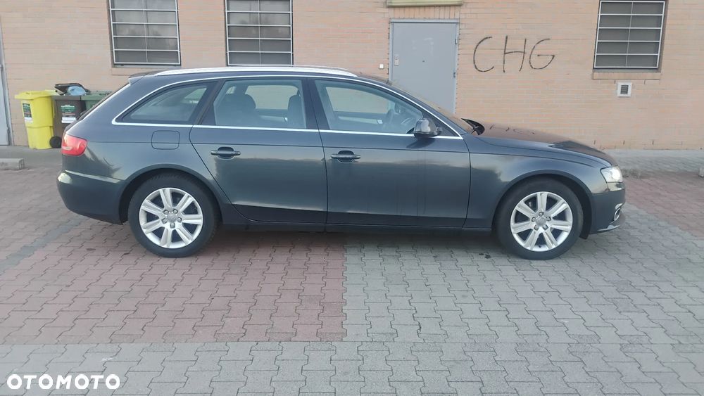 Audi A4 Avant 2.0 TDI Multitronic - 5